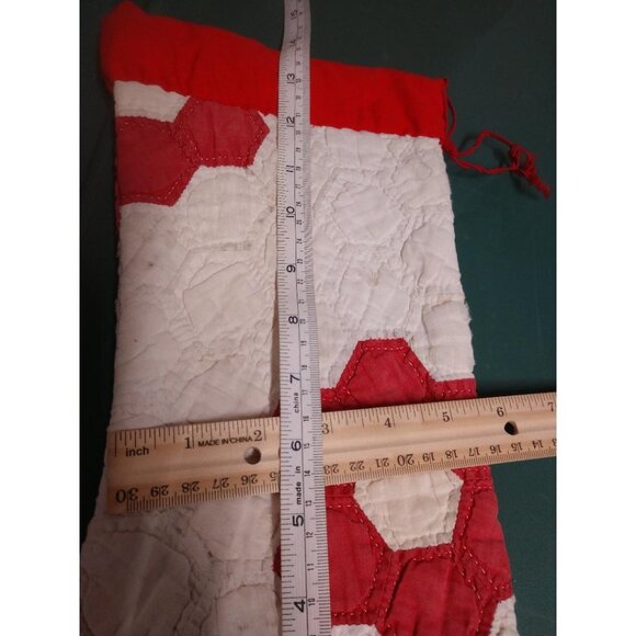 Vintage Handmade Quilted Christmas Stockings Red & White Hexagon Pattern - Picture 6 of 6